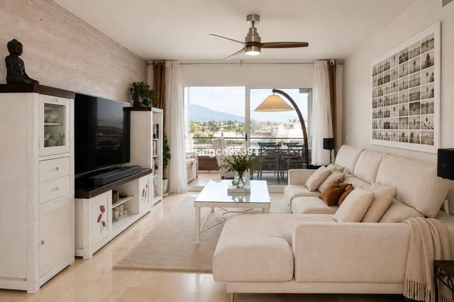 2 bedroom Penthouse for sale in San Pedro de Alcántara Pueblo, Marbella with pool garage - € 499,000 (Ref: 9914048)