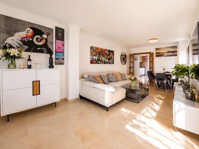 2 bedroom Apartment for sale in Elviria, Marbella with pool - € 395,000 (Ref: 9914054)