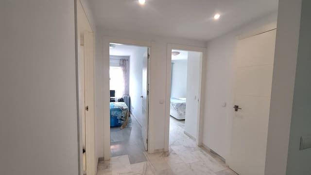 3 soverom Leilighet til salgs i Estepona med svømmebasseng garasje - € 395 000 (Ref: 9916171)