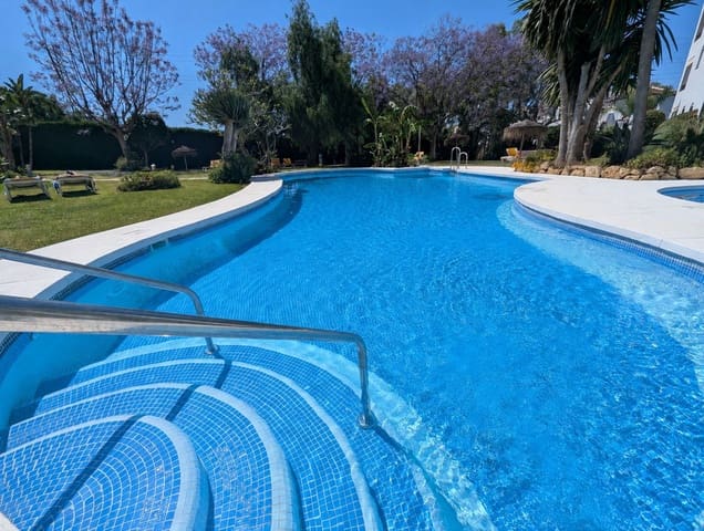2 sypialnia Apartament na sprzedaż w Calahonda, Mijas z basenem garażem - 375 000 € (Ref: 9916177)