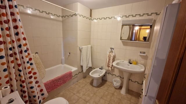 2 soveværelse Lejlighed til salg i Estepona med swimmingpool - € 335.000 (Ref: 9916178)