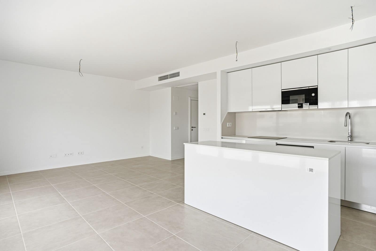 2 soveværelse Lejlighed til salg i Estepona med swimmingpool garage - € 439.000 (Ref: 9917264)
