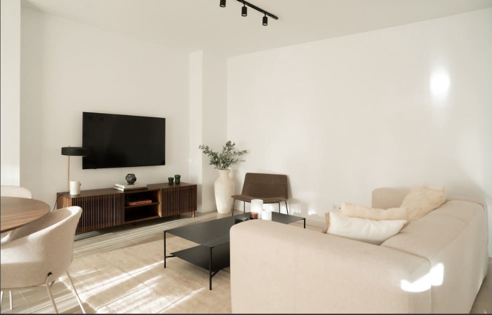 2 sovrum Lägenhet till salu i Estepona med pool garage - 439 000 € (Ref: 9918586)