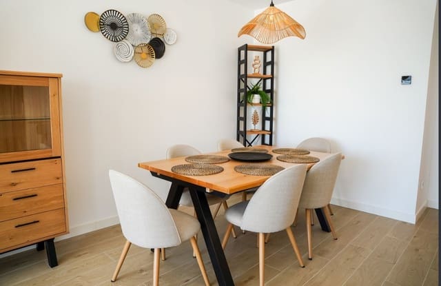 3 makuuhuone Huoneisto vuokrattavana paikassa Estepona mukana uima-altaan 
autotalli - 2 500 € (Ref: 9929594)