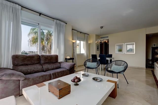 3 makuuhuone Huoneisto vuokrattavana paikassa Costalita, Estepona mukana uima-altaan 
autotalli - 2 800 € (Ref: 9929596)