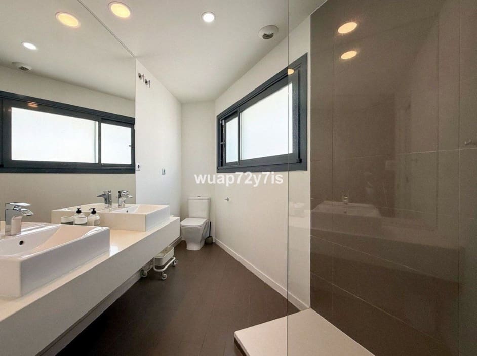 2 bedroom Townhouse for rent in Cancelada with pool garage - € 2,700 (Ref: 9929597)