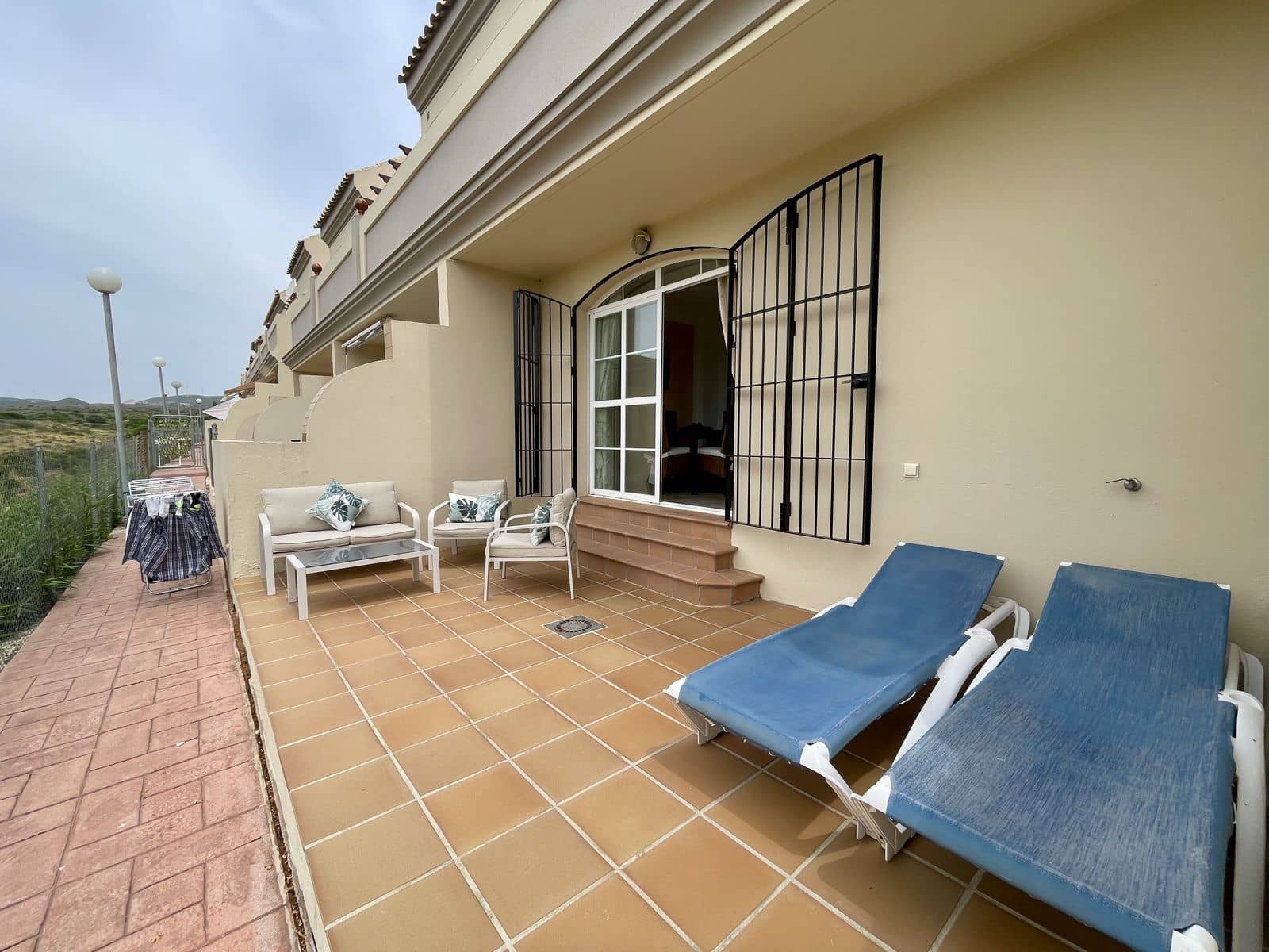 4 soverom Hus til salgs i La Duquesa / Puerto de la Duquesa - € 370 000 (Ref: 9942803)