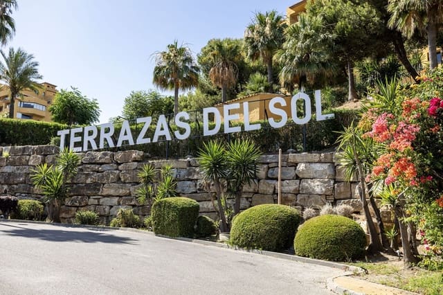 3 soverom Leilighet til salgs i Selwo, Estepona med svømmebasseng garasje - € 395 000 (Ref: 9965849)