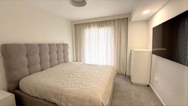 Apartamento de 2 habitaciones en El Paraiso, Estepona en venta con piscina - 445.000 € (Ref: 9985279)