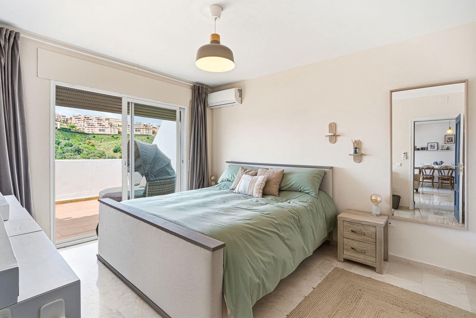 3 soveværelse Penthouse til salg i Calahonda med swimmingpool garage - € 449.000 (Ref: 9991770)