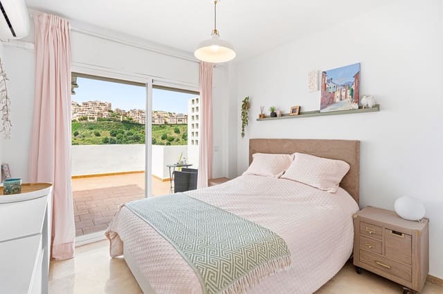 3 soveværelse Penthouse til salg i Calahonda, Mijas med swimmingpool garage - € 449.000 (Ref: 9991770)