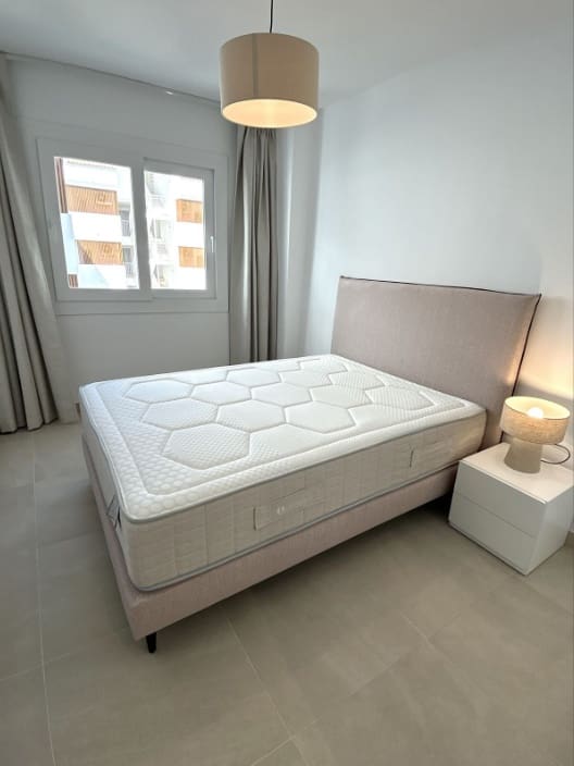 3 quarto Penthouse para arrendar em Fuengirola com piscina garagem - 2 650 € (Ref: 9991790)