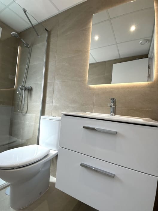 3 quarto Penthouse para arrendar em Fuengirola com piscina garagem - 2 650 € (Ref: 9991790)