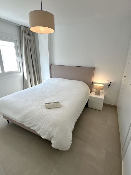 3 quarto Penthouse para arrendar em Fuengirola com piscina garagem - 2 650 € (Ref: 9991790)