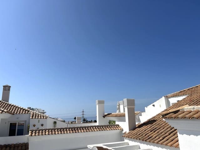 3 quarto Penthouse para arrendar em Fuengirola com piscina garagem - 2 650 € (Ref: 9991790)