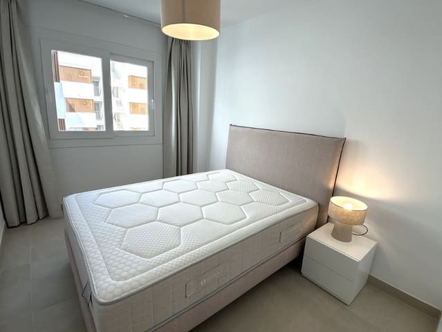 3 quarto Penthouse para arrendar em Fuengirola com piscina garagem - 2 650 € (Ref: 9991790)