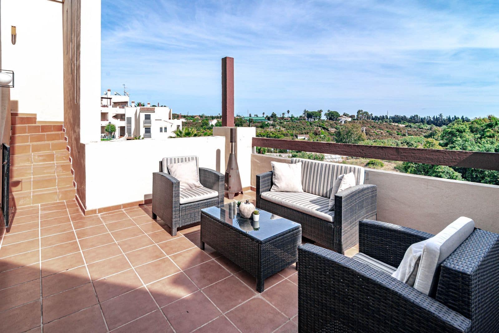2 Zimmer Penthouse zu verkaufen in New Golden Mile mit Pool Garage - 395.000 € (Ref: 9991994)