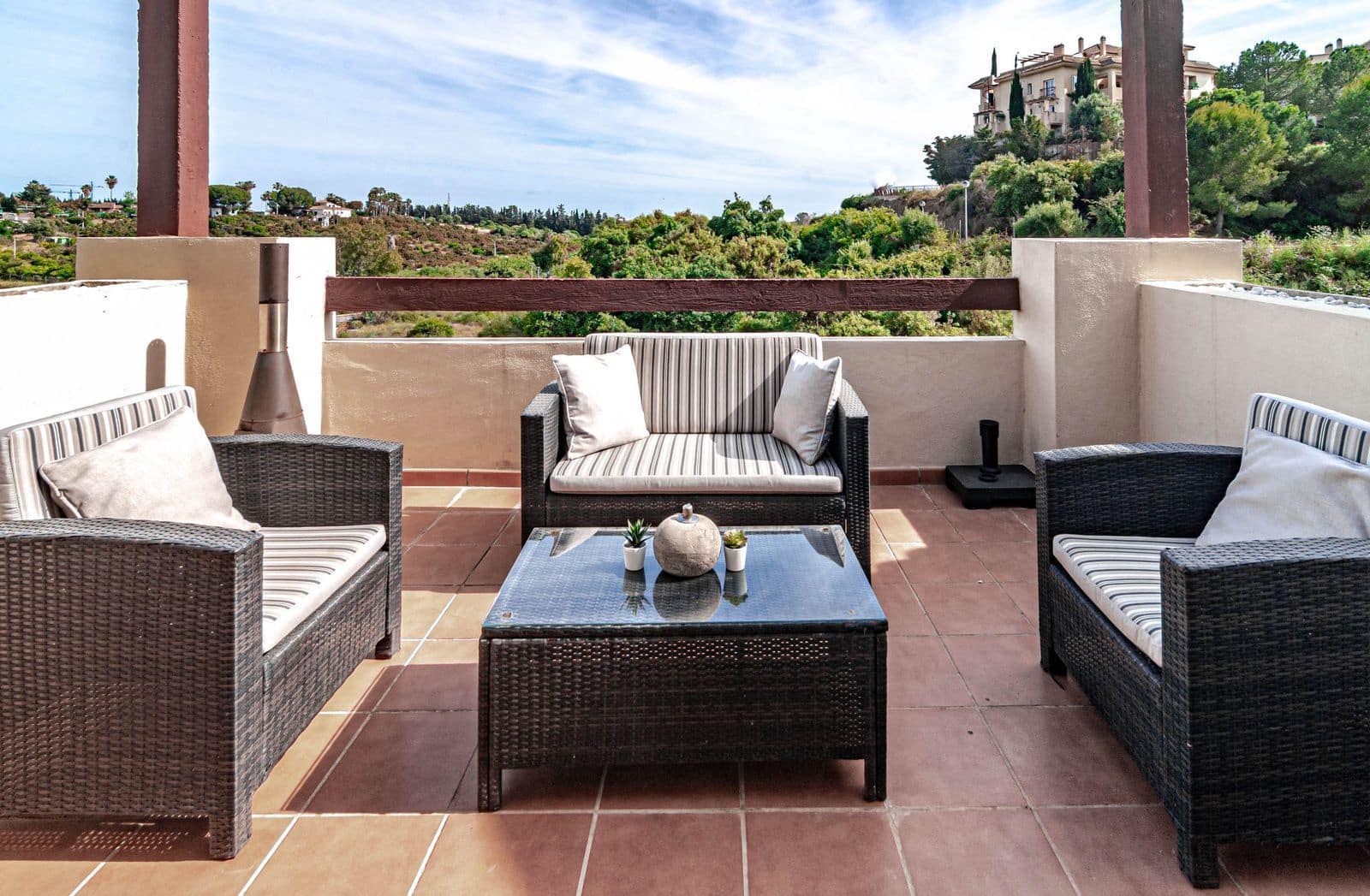2 Zimmer Penthouse zu verkaufen in New Golden Mile mit Pool Garage - 395.000 € (Ref: 9991994)