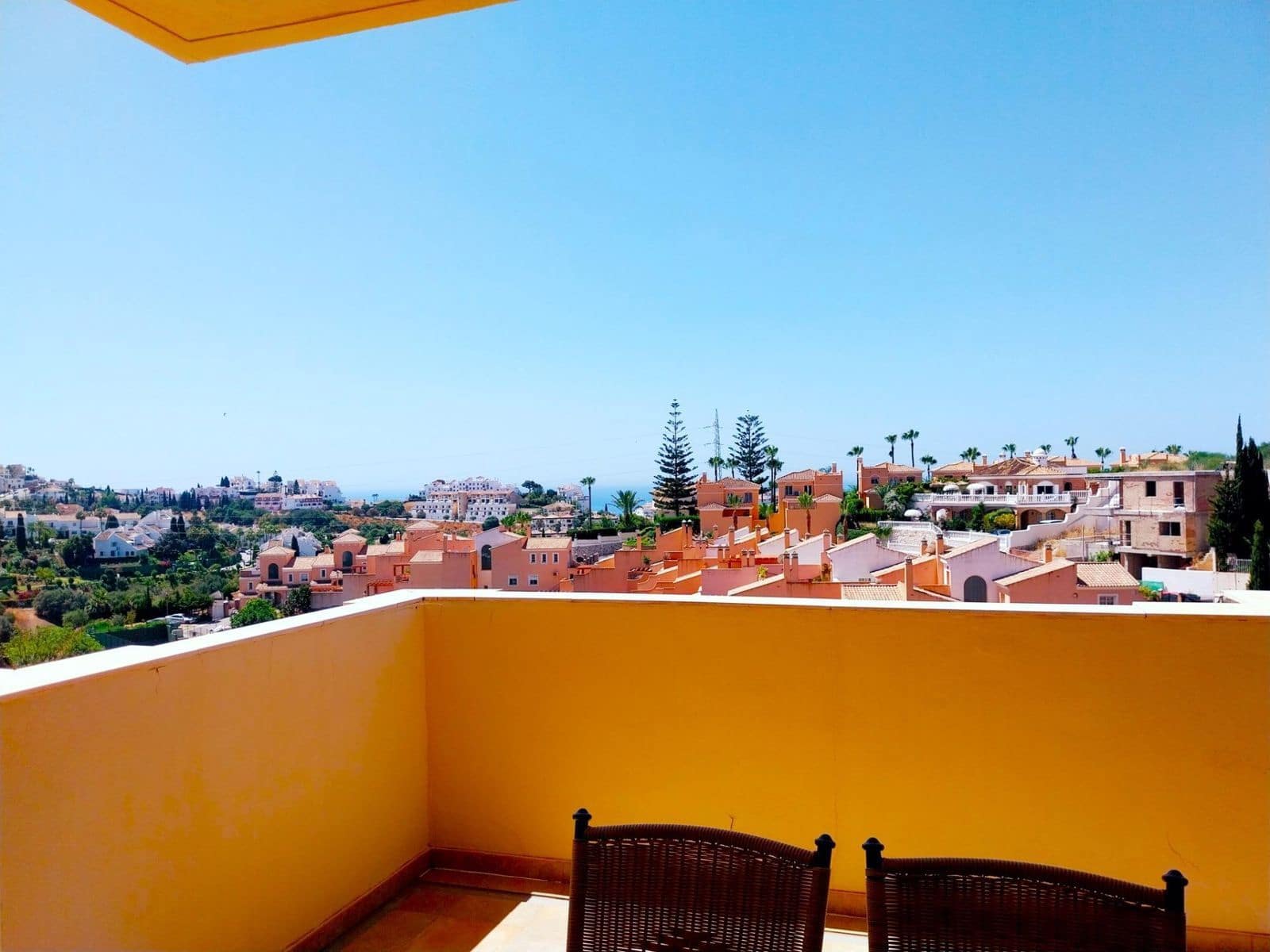 3 soveværelse Lejlighed til salg i Riviera del Sol med swimmingpool garage - € 395.000 (Ref: 9994526)