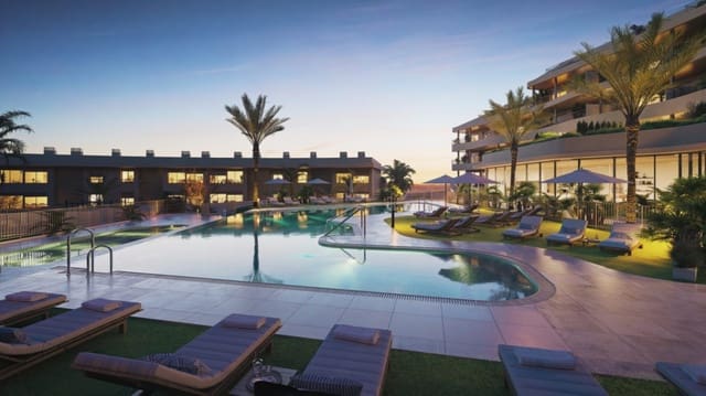 1 soveværelse Lejlighed til salg i Fuengirola med swimmingpool garage - € 449.000 (Ref: 9995217)