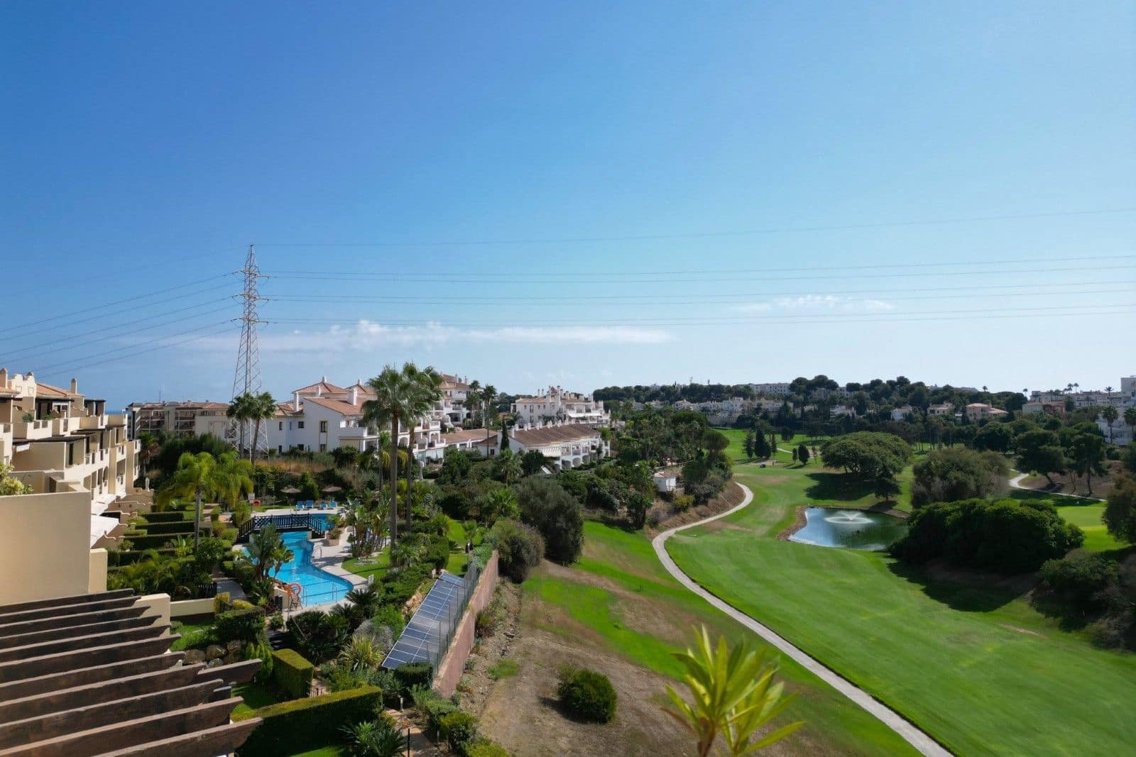 3 Zimmer Penthouse zu verkaufen in Malaga Stadt mit Pool Garage - 490.000 € (Ref: 9995221)