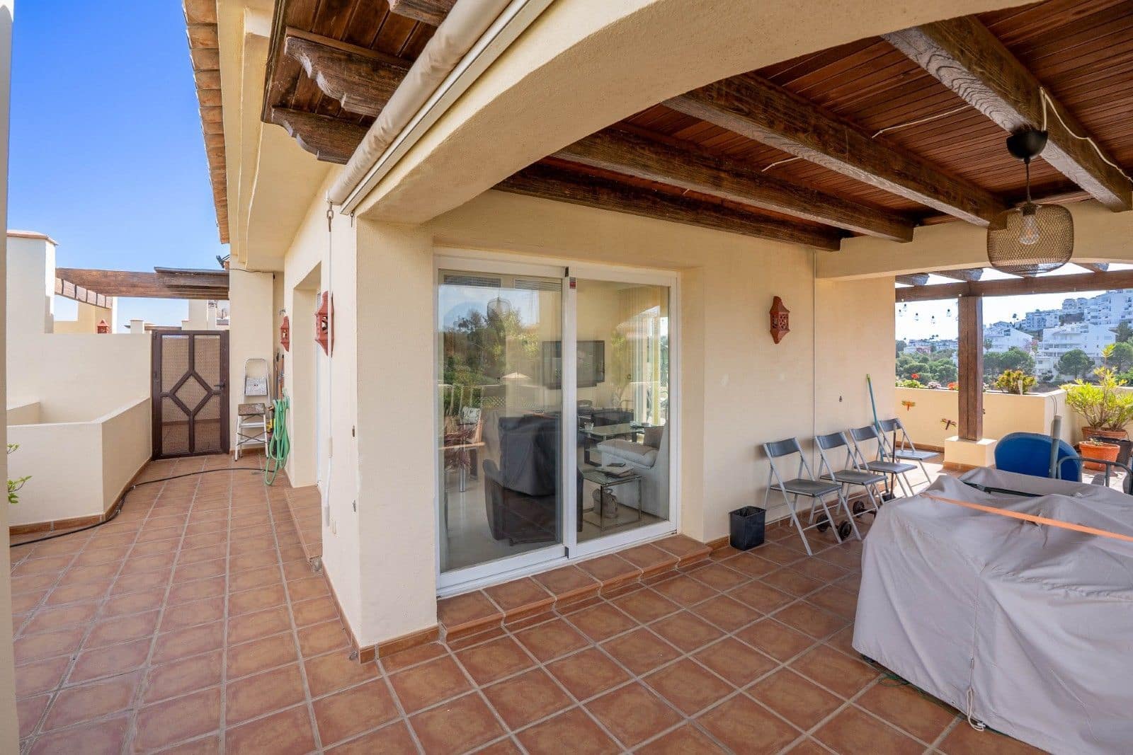 3 Zimmer Penthouse zu verkaufen in Malaga Stadt mit Pool Garage - 490.000 € (Ref: 9995221)