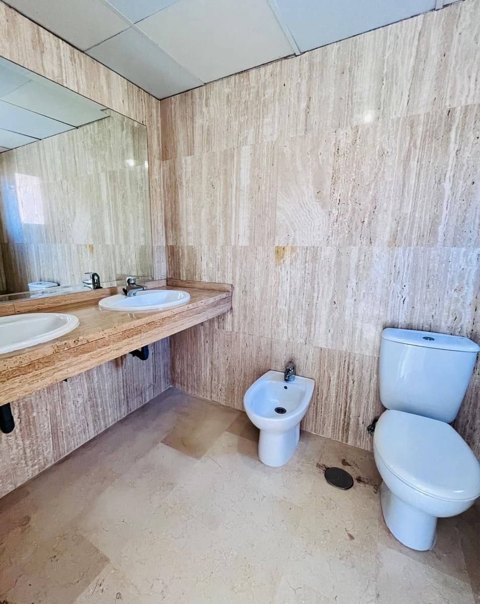 2 soverom Penthouse til salgs i Elviria med svømmebasseng - € 425 000 (Ref: 9995231)