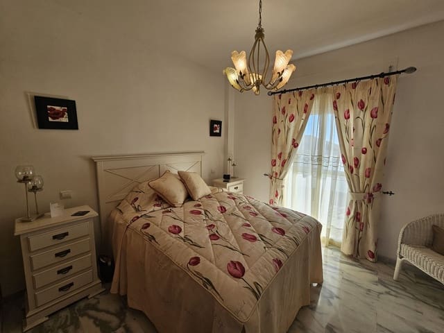 Apartamento de 3 habitaciones en Miraflores, Málaga ciudad en venta con piscina garaje - 495.000 € (Ref: 9995244)