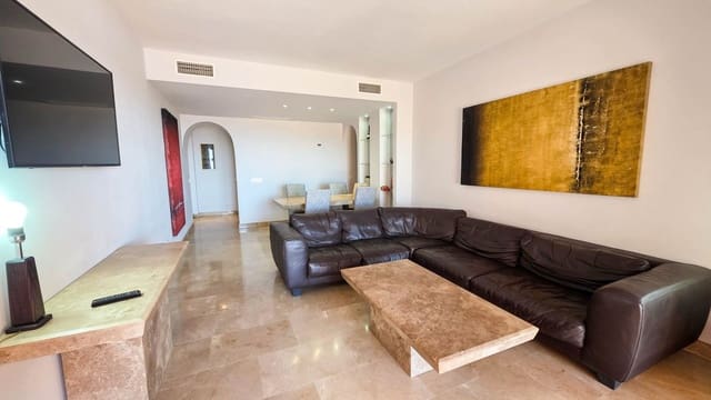 Apartamento de 2 habitaciones en La Duquesa / Puerto de la Duquesa, Manilva en venta con piscina - 279.000 € (Ref: 9995272)