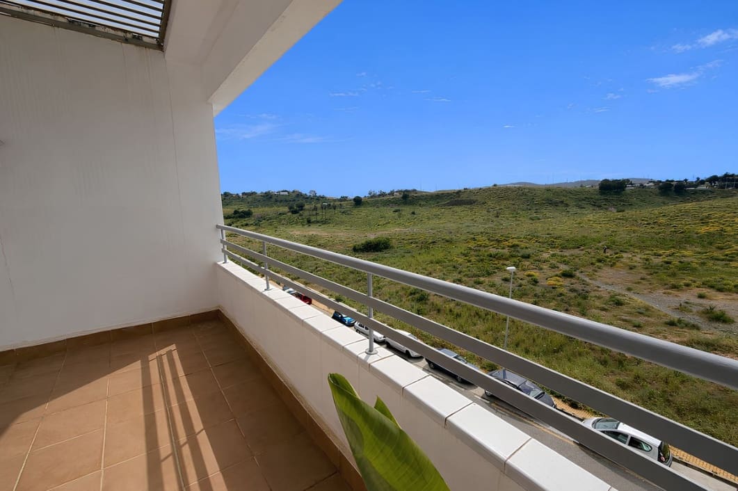 2 soveværelse Penthouse til salg i La Cala de Mijas med swimmingpool garage - € 450.000 (Ref: 9995292)