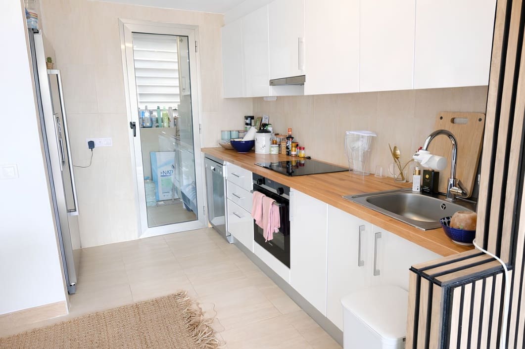 2 soveværelse Penthouse til salg i La Cala de Mijas med swimmingpool garage - € 450.000 (Ref: 9995292)