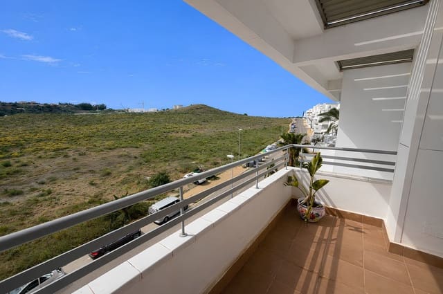 2 soveværelse Penthouse til salg i La Cala de Mijas, Mijas med swimmingpool garage - € 450.000 (Ref: 9995292)