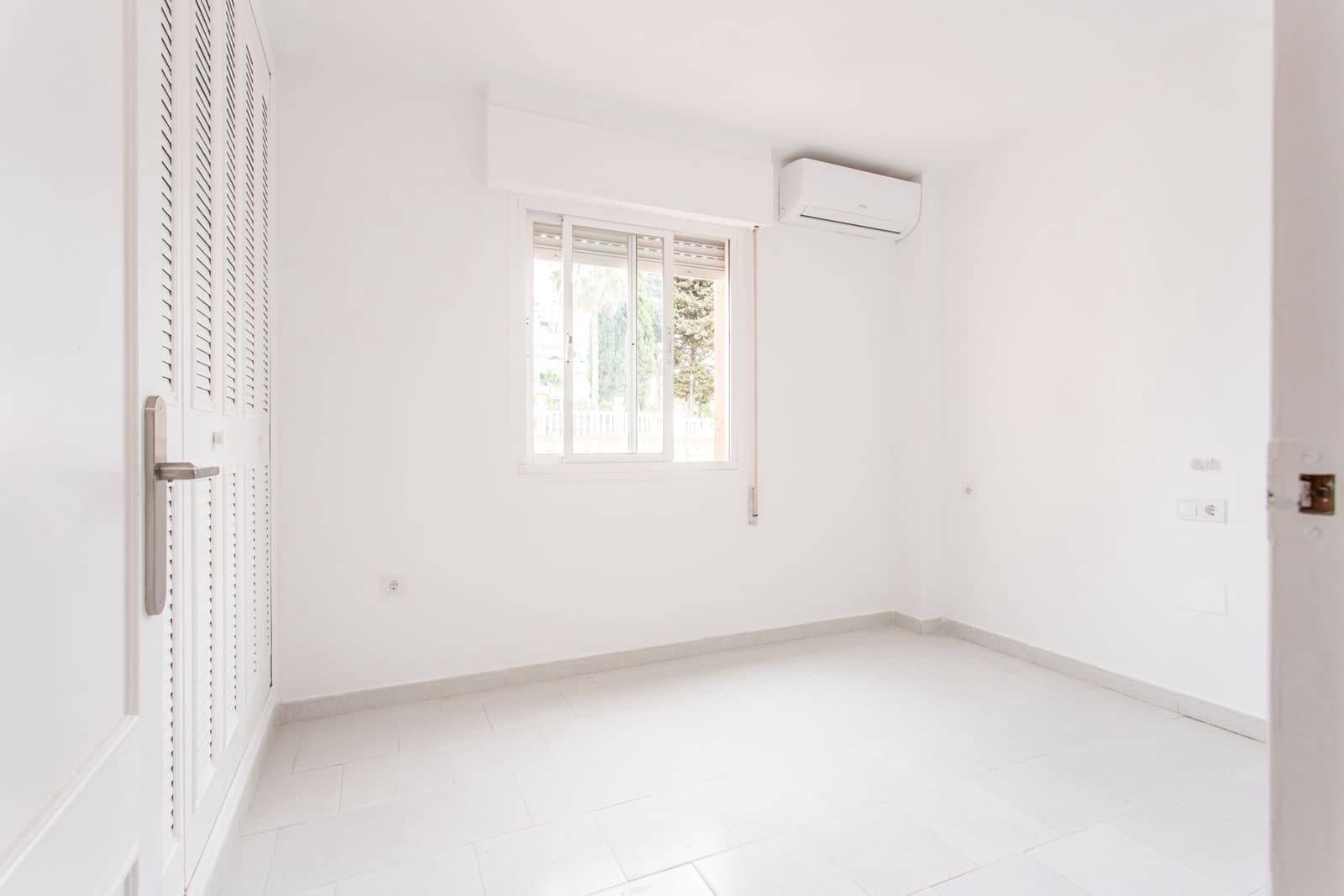 3 soverom Leilighet til salgs i Riviera del Sol med svømmebasseng garasje - € 294 950 (Ref: 9995310)