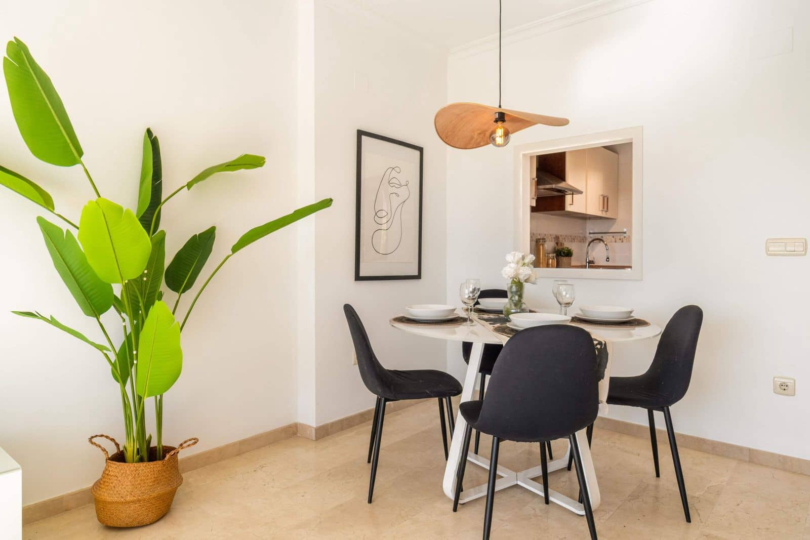 2 soverom Leilighet til salgs i Riviera del Sol med svømmebasseng garasje - € 295 000 (Ref: 9995315)