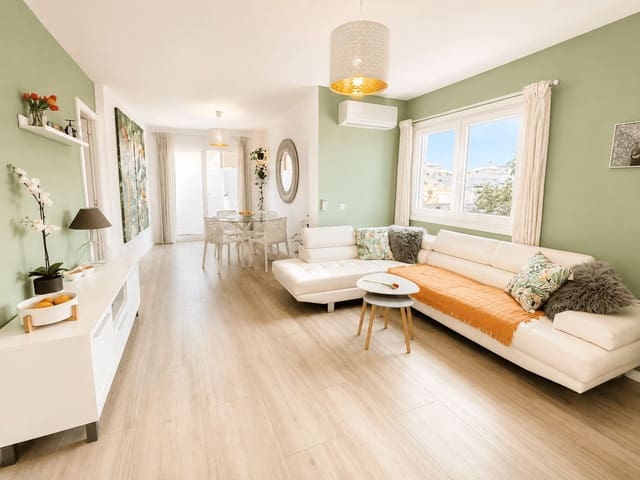 3 soveværelse Penthouse til salg i Estepona - € 399.000 (Ref: 9995324)