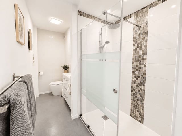 3 soveværelse Penthouse til salg i Estepona - € 399.000 (Ref: 9995324)