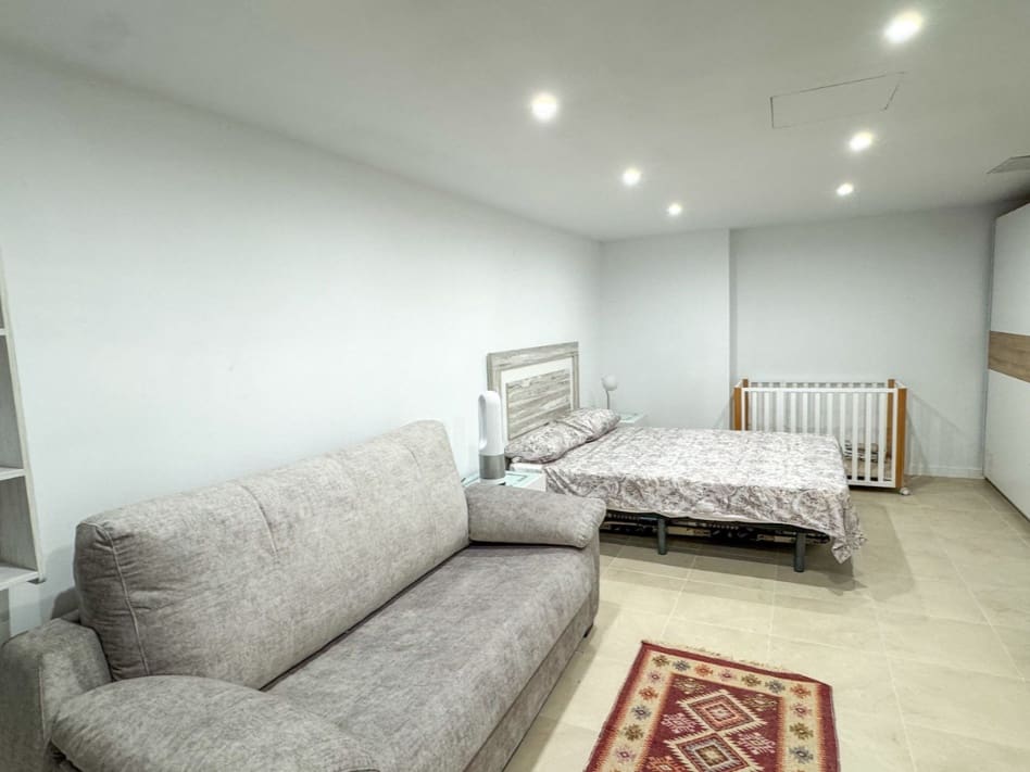 5 slaapkamer Huis te koop in La Duquesa / Puerto de la Duquesa met zwembad garage - € 410.000 (Ref: 9995327)