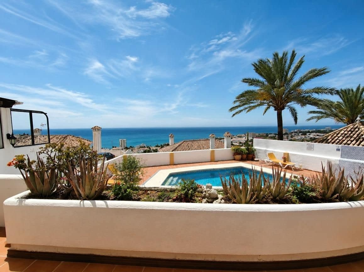 Apartamento de 4 habitaciones en Riviera del Sol en venta con piscina garaje - 385.000 € (Ref: 9995332)