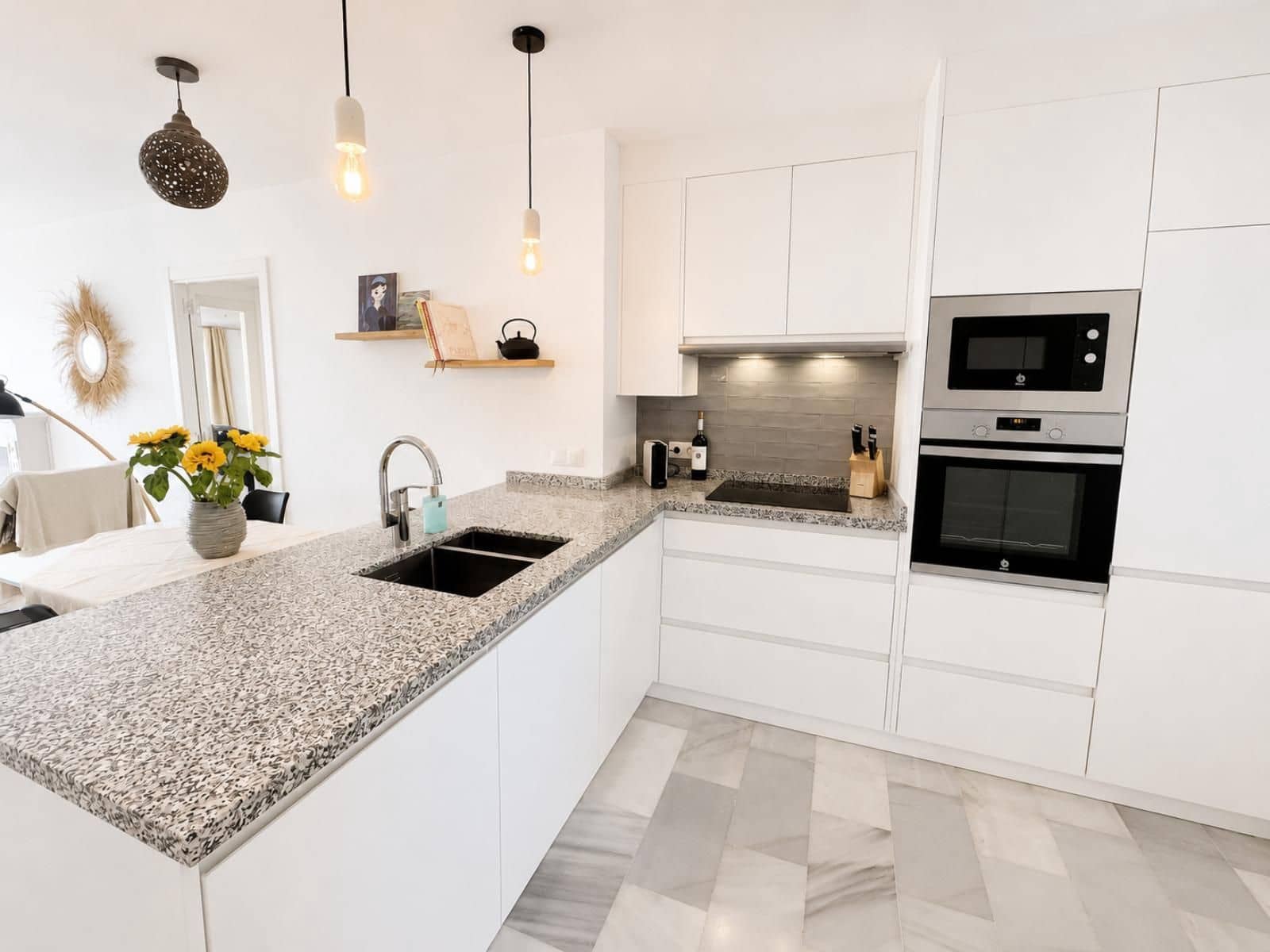 Apartamento de 2 habitaciones en Málaga ciudad en venta con piscina - 389.000 € (Ref: 9995333)