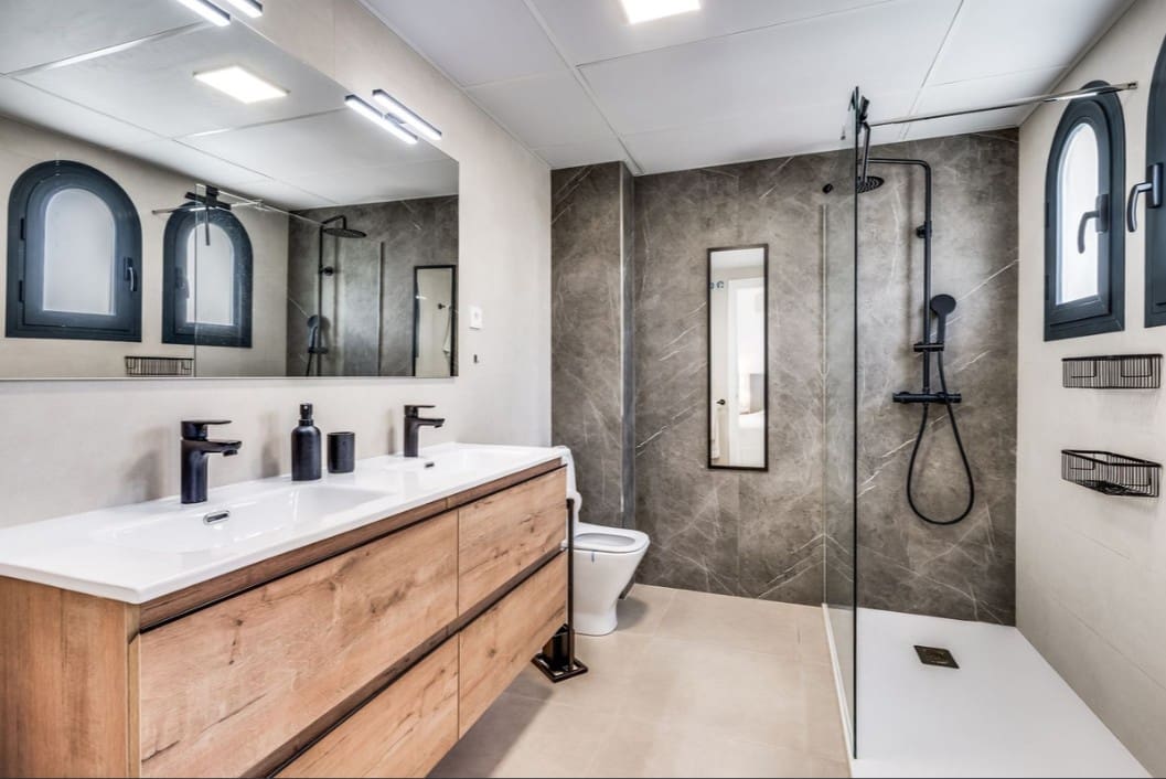 3 camera da letto Casa da affittare in El Paraiso con piscina garage - 3.200 € (Rif: 9995349)