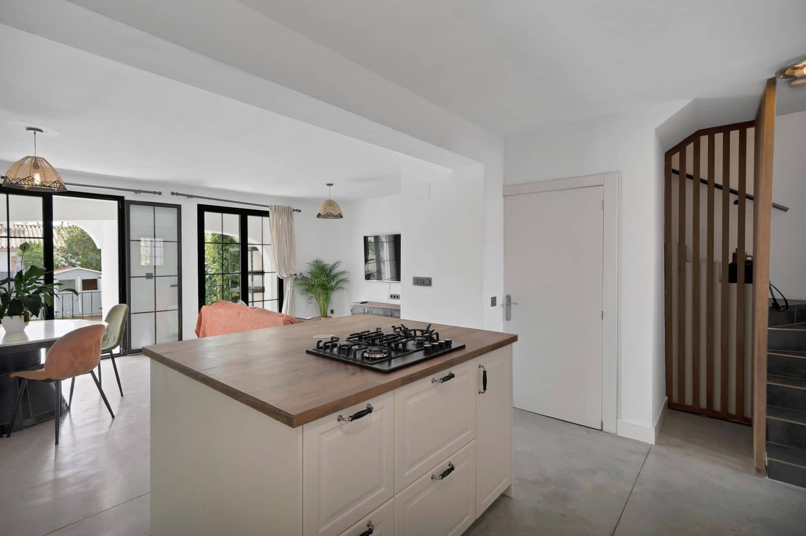 3 soverom Hus til salgs i Estepona - € 439 000 (Ref: 9997715)