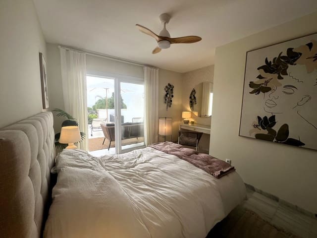 2 soveværelse Lejlighed til salg i El Paraiso, Estepona med swimmingpool garage - € 485.000 (Ref: 9997741)