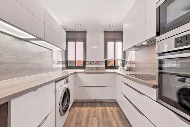 3 sypialnia Apartament na sprzedaż w Elviria, Marbella z basenem garażem - 499 000 € (Ref: 9997747)