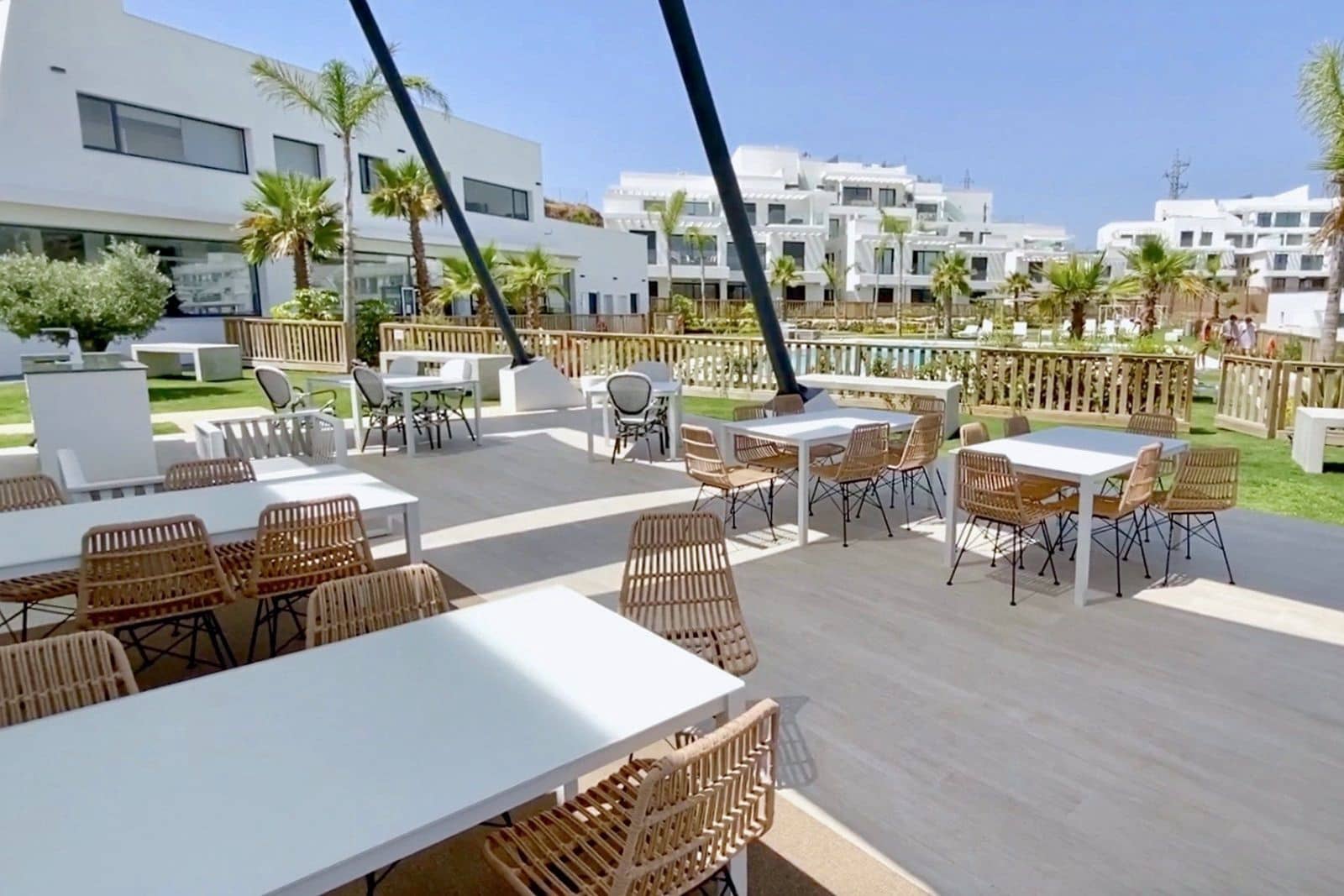 3 bedroom Apartment for sale in La Cala de Mijas with pool garage - € 499,000 (Ref: 9999126)