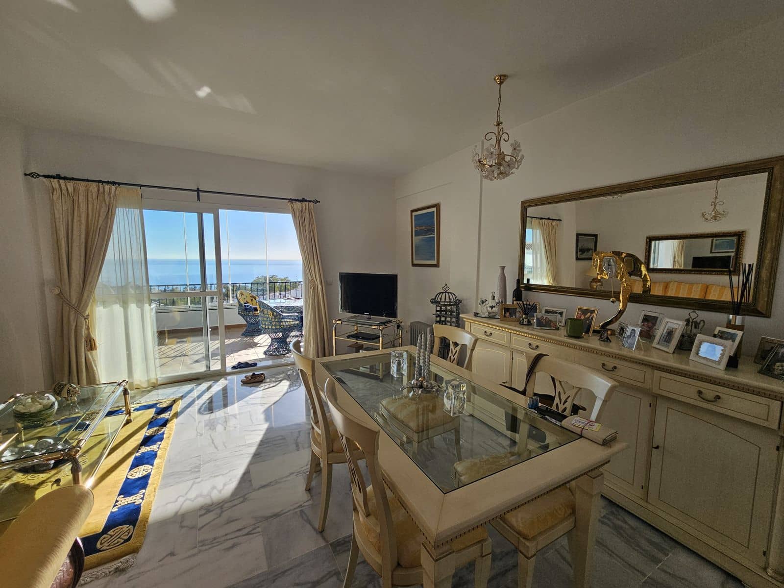 3 sypialnia Apartament na sprzedaż w Miasto Malaga z basenem garażem - 495 000 € (Ref: 9999132)