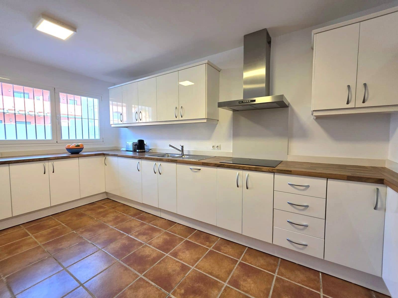 3 soverom Hus til salgs i Casares med svømmebasseng - € 435 000 (Ref: 9999167)