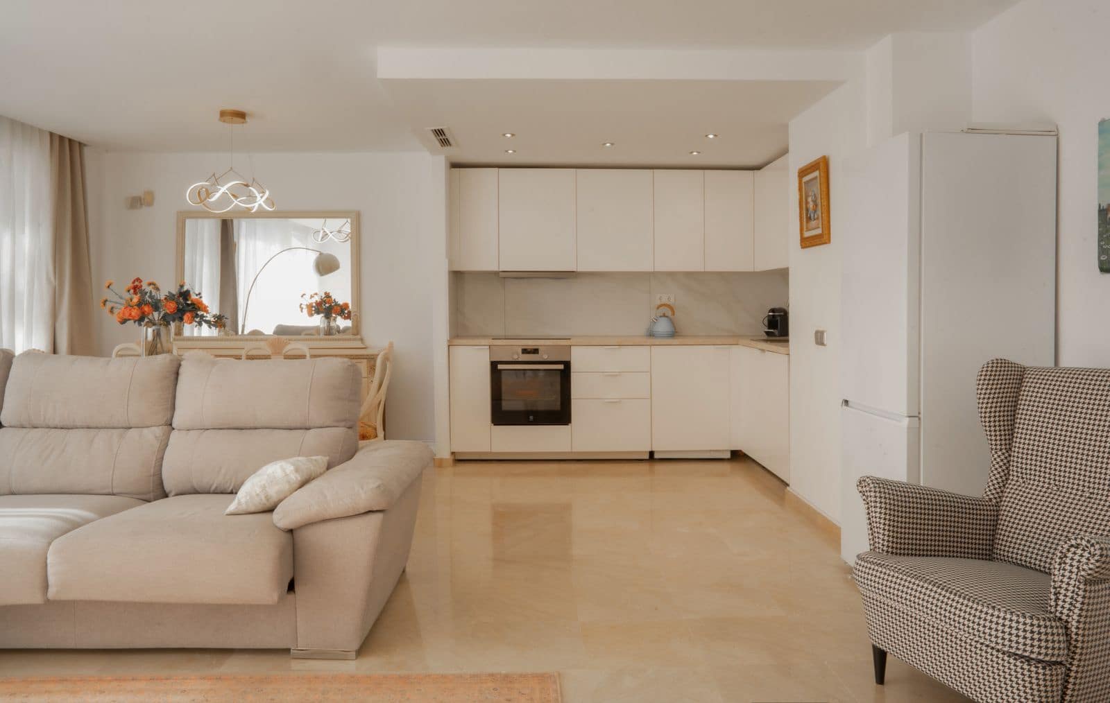 2 quarto Apartamento para venda em Benahavis com piscina - 430 000 € (Ref: 9999181)