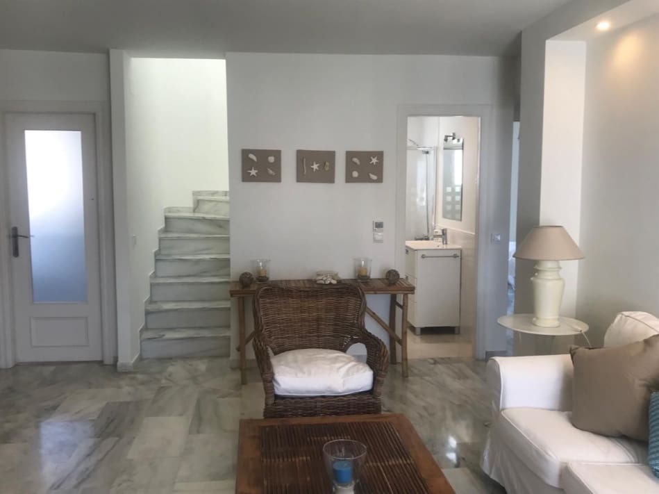2 bedroom Penthouse for sale in Estepona with pool garage - € 345,000 (Ref: 9999184)