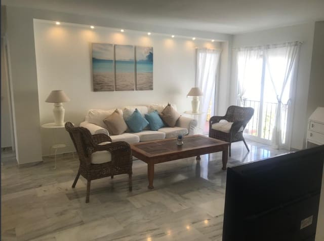 2 bedroom Penthouse for sale in Estepona with pool garage - € 345,000 (Ref: 9999184)