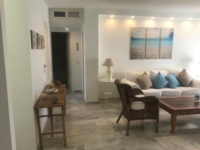 2 bedroom Penthouse for sale in Estepona with pool garage - € 345,000 (Ref: 9999184)